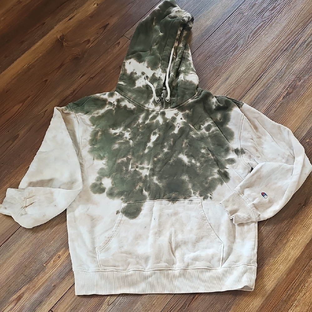 Champion Tie-Dye Hoodie